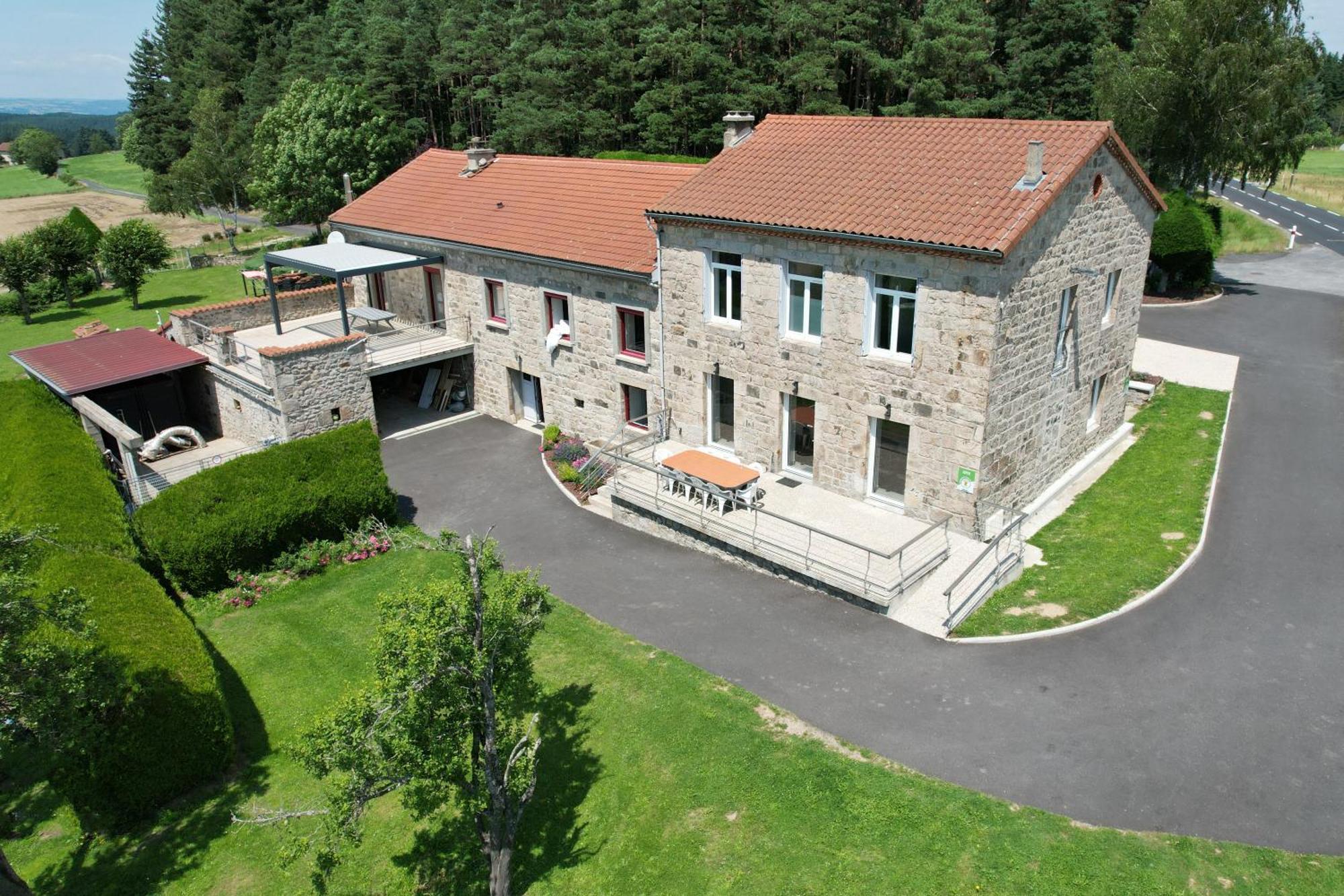 La Bonne Adresse Hotel Sainte-Sigolene Bagian luar foto