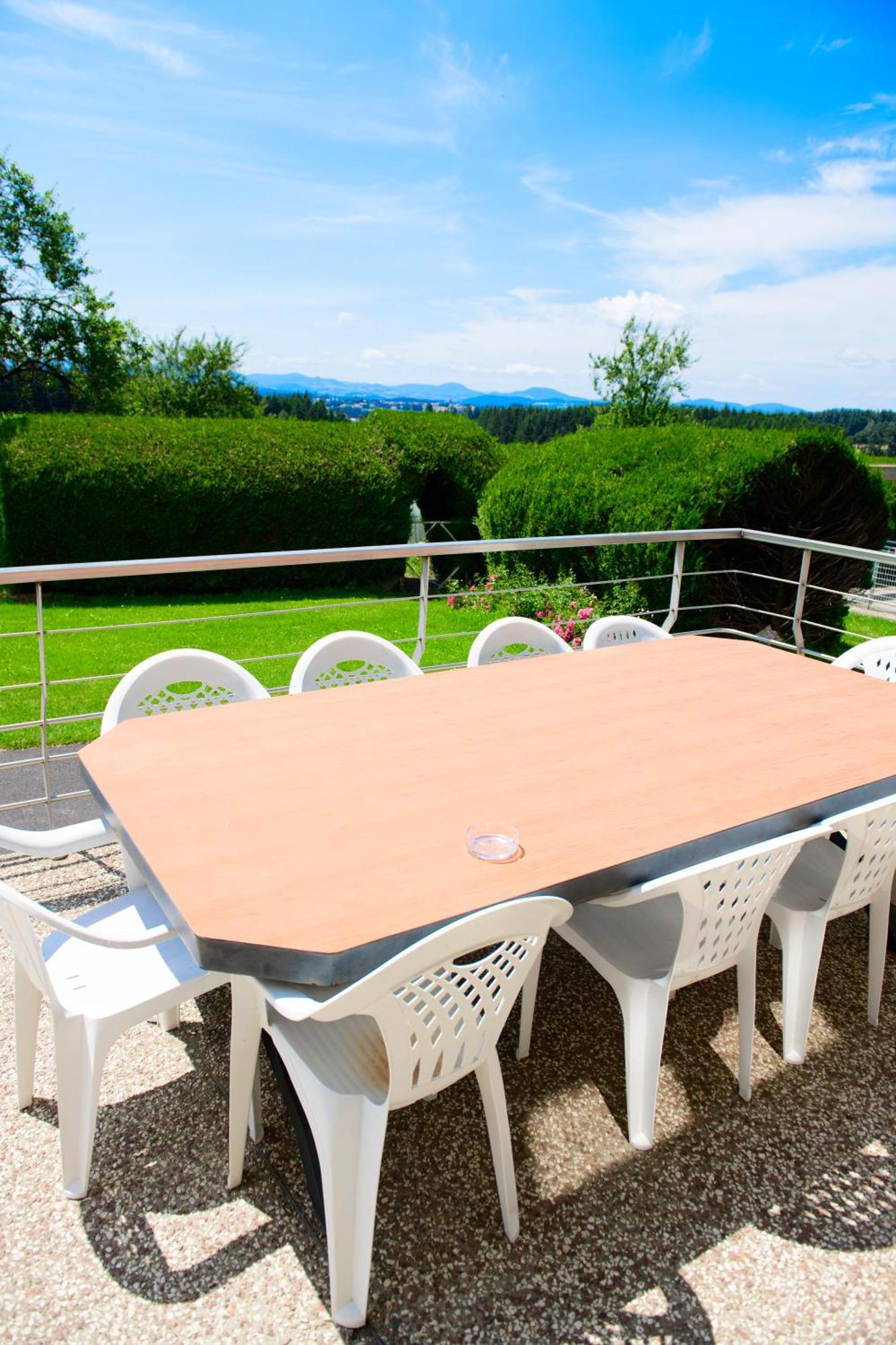 La Bonne Adresse Hotel Sainte-Sigolene Bagian luar foto